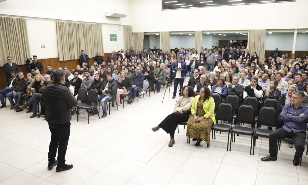Fala Comunidade: Vaguinho e Salvaro ouvem moradores nos bairros de Criciúma