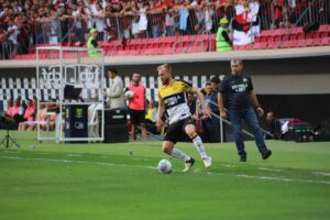 Resumão: confira como foram os times catarinenses na séries do Brasileirão