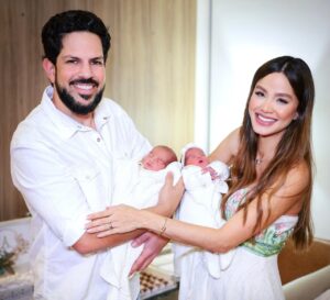 Esposa de cantor sertanejo é internada com anemia, cistite e pedra nos rins