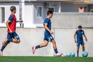 Base do Avaí retoma treinos com foco nas semifinais do Catarinense