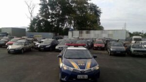 Polícia Rodoviária leiloa  622 veículos
