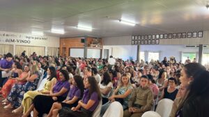 Seminário busca fortalecimento de candidaturas femininas à eleição de 2024