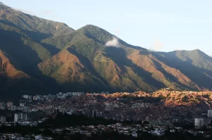 Brasil parabeniza eleições na Venezuela e espera atas