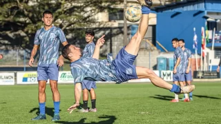 Caravaggio realiza treino no estádio da montanha nesta quarta-feira (31)