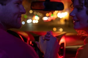 Casal é assaltado enquanto namorava no carro no Sul de SC