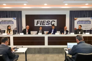 Descubra as inovações e práticas no 1º Fórum Catarinense de PPPs e Desestatizações