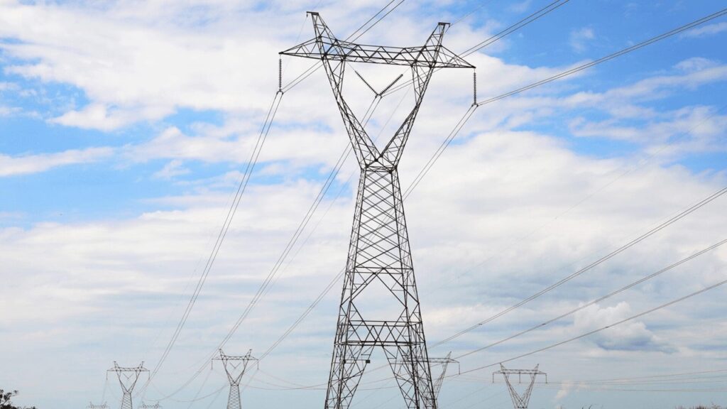 Bandeira vermelha 1 é mantida na fatura de energia elétrica para novembro