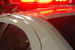 Homens são pegos com drogas que foram apreendidas