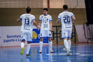 Tubarão Futsal vence em Brasília e mira confronto em casa contra Taubaté
