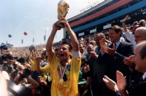 Título do tetra completa 30 anos nesta quarta