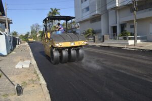Nova pavimentação no bairro Revoredo facilitará acesso à BR-101