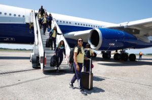 Seleção Brasileira chega à Bordeaux para estreia olímpica