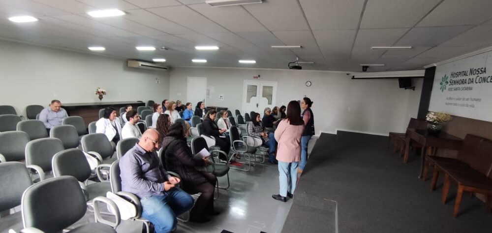 Hospital de Tubarão recebe avaliação sobre prevenção de doenças transmissíveis