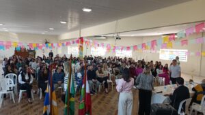 Capivari de Baixo apresenta 70 novos professores para rede de ensino