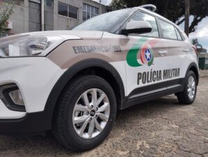 Automóvel e motocicleta são furtados de estabelecimento comercial em Criciúma