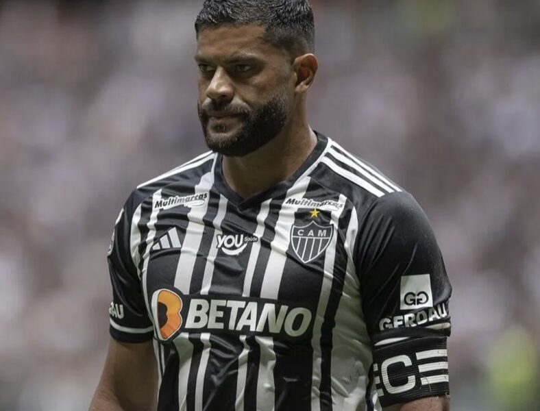 Atacante Hulk está fora do jogo contra o Criciúma