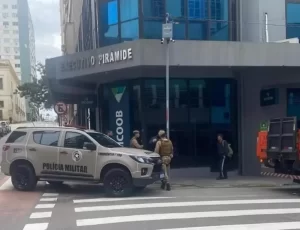 Tiroteio e roubo de R$ 350 mil na capital catarinense