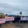 Manifestação na Ponte que liga Praia Grande a São João do Sul