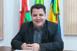 Prefeitura de Praia Grande divulga nota oficial após prefeito ser afastado