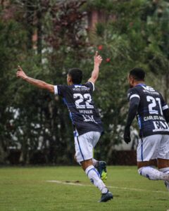 Tubarão aplica goleada no Atlético Catarinense fora de casa