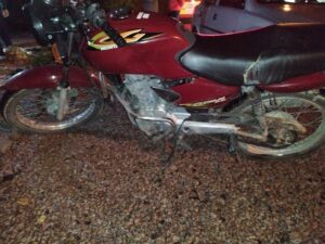 Motociclista é levado ao hospital após se envolver em acidente em Cocal do Sul