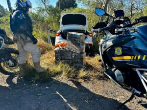 Morador de Santa Catarina é preso no RS armado e com drogas após perseguição policial na BR-285