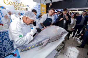 Sindipi produz a maior paella do Brasil no encerramento da 2ª ExpoMAR
