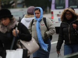 Frente fria traz chuva e frio intenso para SC no fim de semana