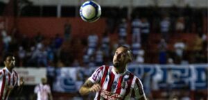 Figueirense é goleado pelo Náutico