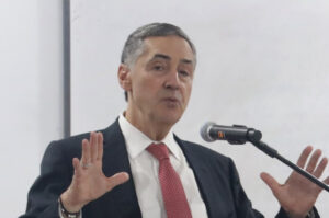 “Educação básica é ponte para o futuro do Brasil”, diz presidente do STF