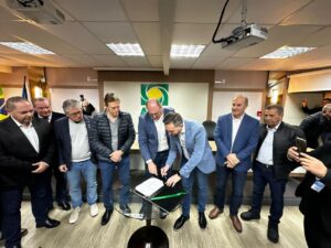 Emenda de R$ 5 milhões para projeto de dragagem da área do Porto de Laguna é formalizada
