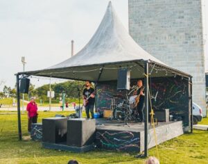 Bandas da região se apresentam no Festival de Rock no Parque Diamante