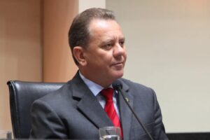 Ex-prefeito Joares Ponticelli pode ser candidato a vereador em Tubarão