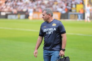 “Não era o resultado que a gente queria”, enfatiza Tencati sobre o empate entre Criciúma e Vasco