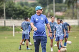Técnico do Caravaggio e nove jogadores vão defender o Nação após a Série B