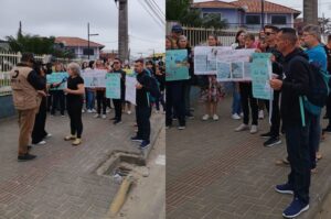 Aumento na tarifa de esgoto leva moradores de Penha para a rua