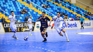 Tubarão Futsal vence segunda consecutiva no estadual