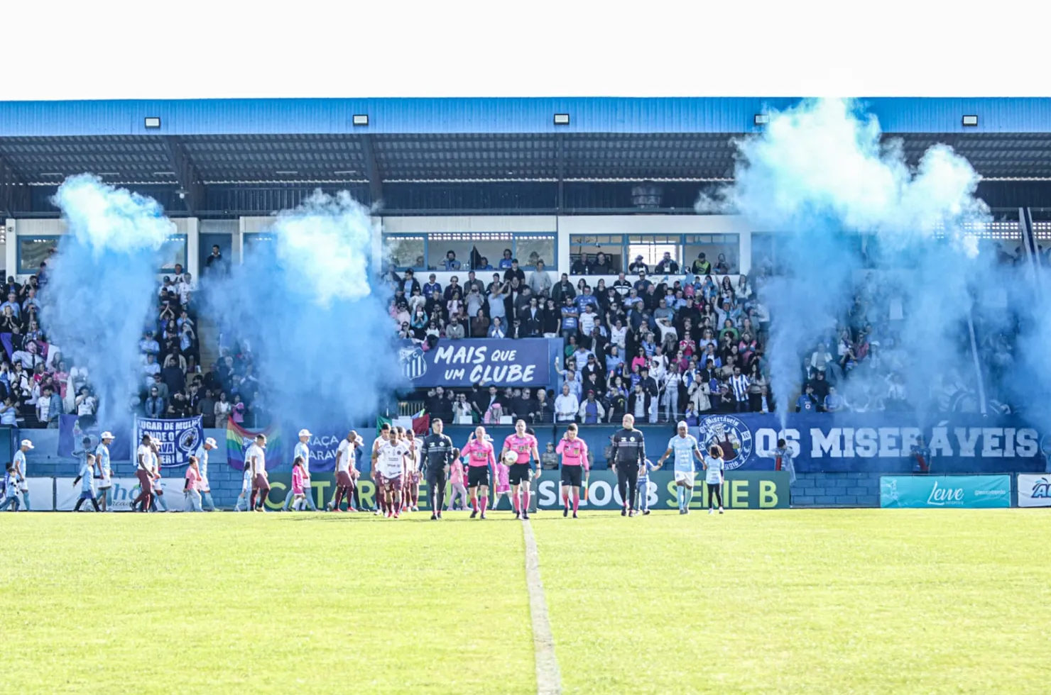 Torcida do Caravaggio na partida do acesso a série A do Catarinense