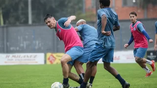 Elenco do Caravaggio em treino