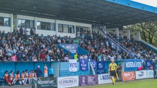 Torcida do Caravaggio no Estádio da Montanha