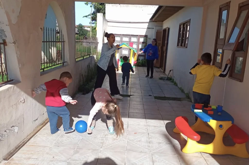 Trabalho desenvolvido pela Asesc, com os surdos do Extremo Sul Catarinense