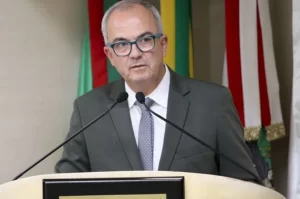 Defesa de Daniel Antunes busca retorno ao cargo de vereador