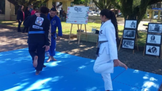 Aula experimental de jiu-jítsu é oferecida para mulheres em cidade do Sul