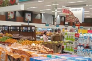 Homem morre em supermercado em Camboriú