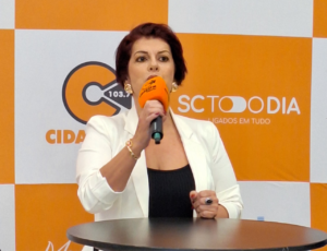 “Representamos maneiras de pensar o mundo”, destaca Maristela após debate