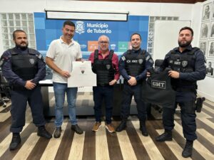 Prefeitura de Tubarão entrega novos kits de proteção para a guarda municipal