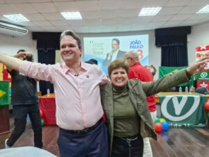 Esquerda de Itajaí homologa candidaturas de João Paulo (PT) e Eliane Rebello