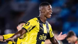 Centroavante Mateus Babi é a bola da vez no Majestoso