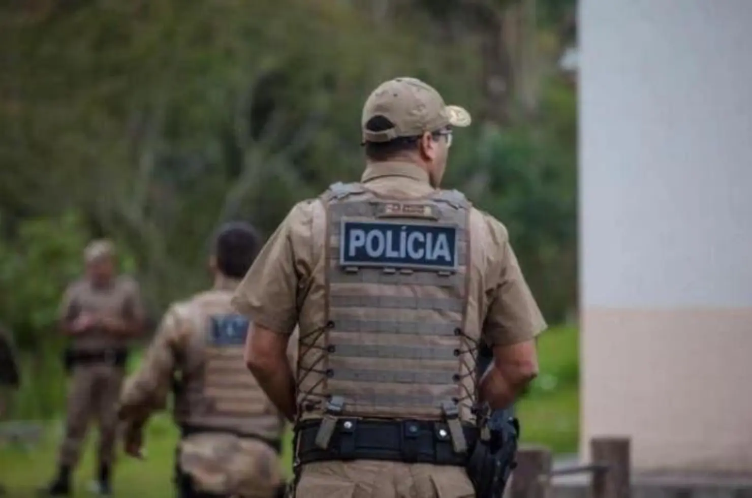 Pai denuncia a própria filha por tráfico de drogas em Criciúma