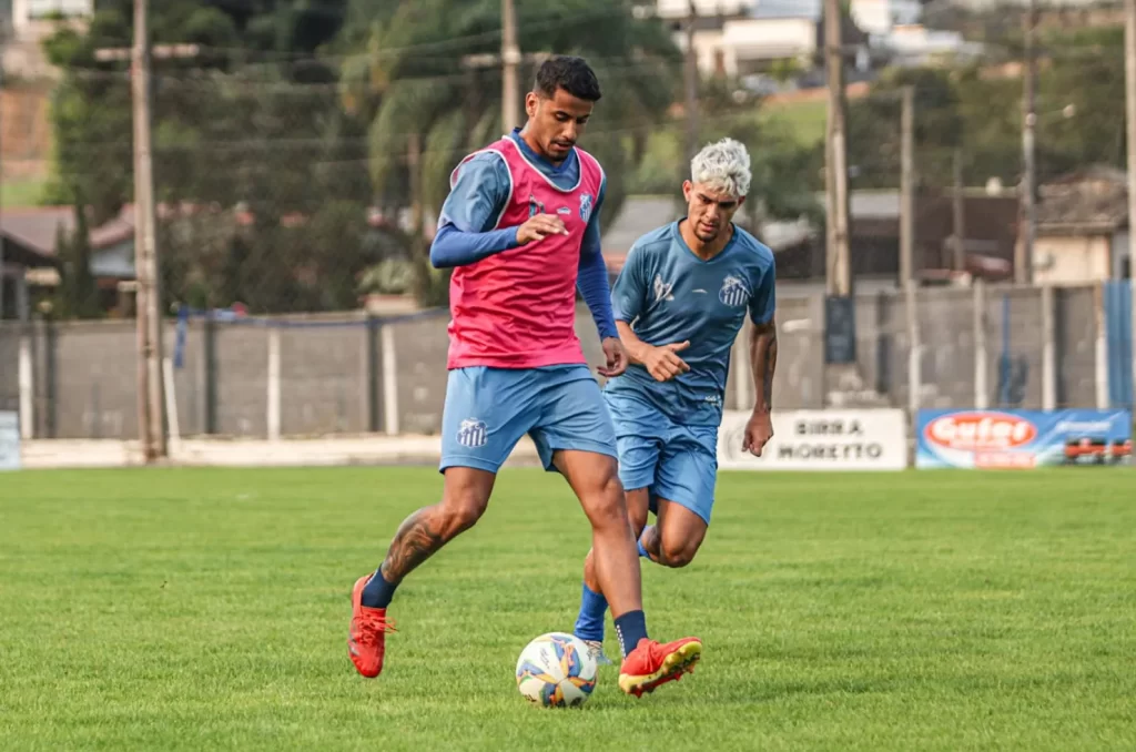 Treino do Caravaggio com a visita do técnico Serraninho
